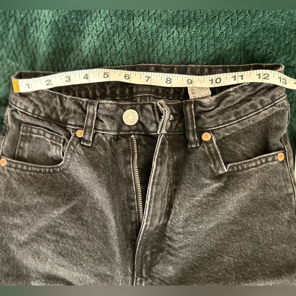 Zara High-rise Mom Jeans - Picture 7 of 7